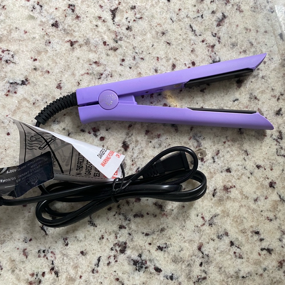 Mini Hair Straightener - Picture 3 of 4